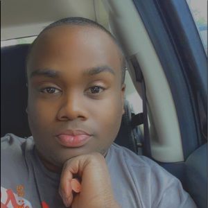 Meet your Posher, Deandre